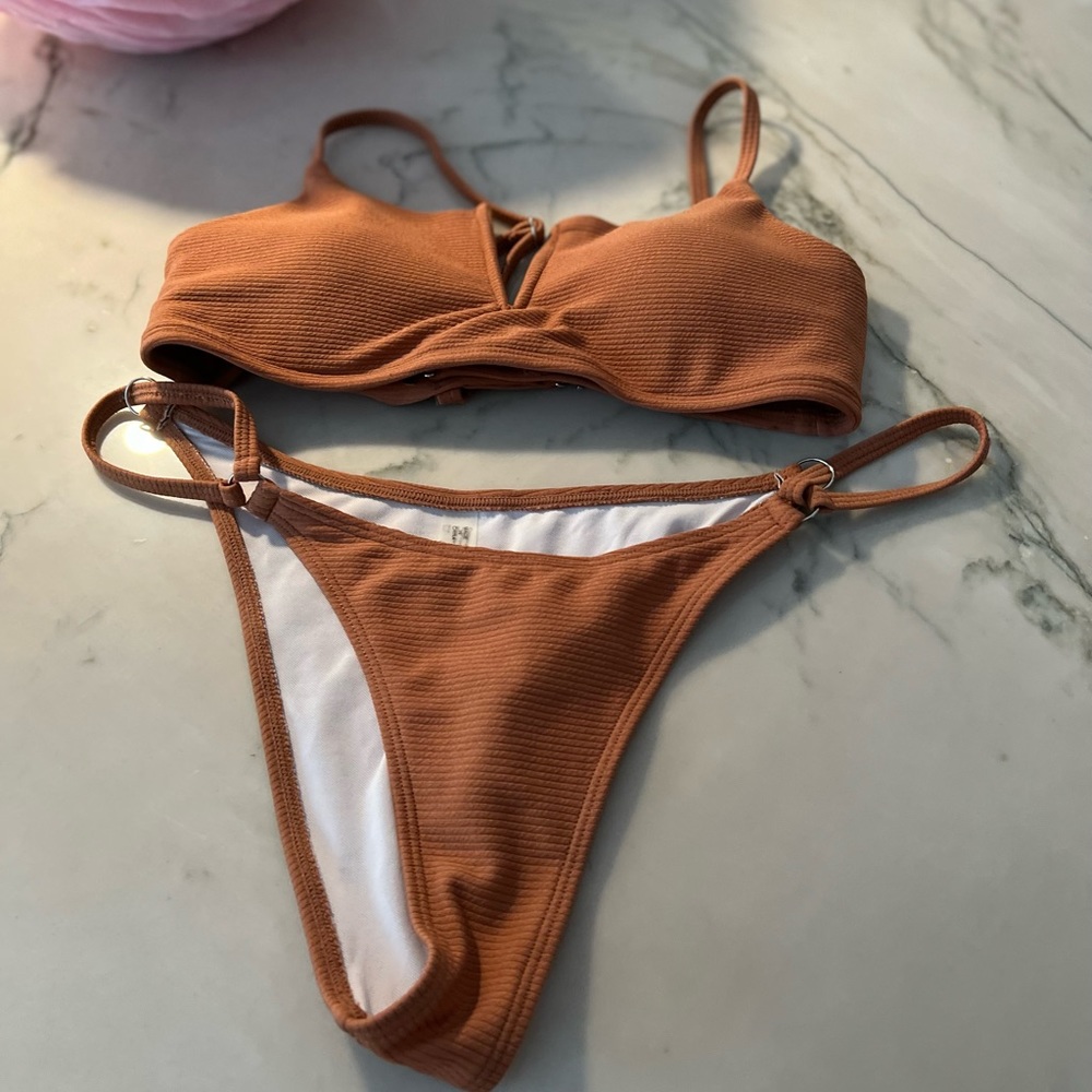 Shein Bikini set sz L color tan barely worn
